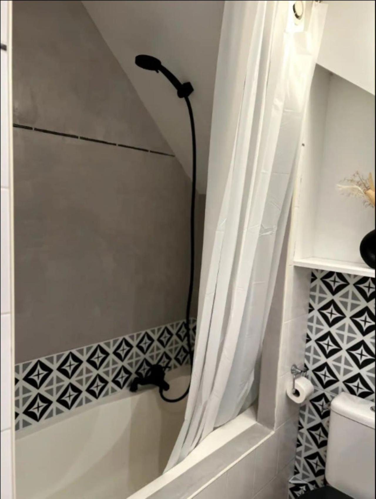 Coeur De Reims Logement Entier Appartement Buitenkant foto